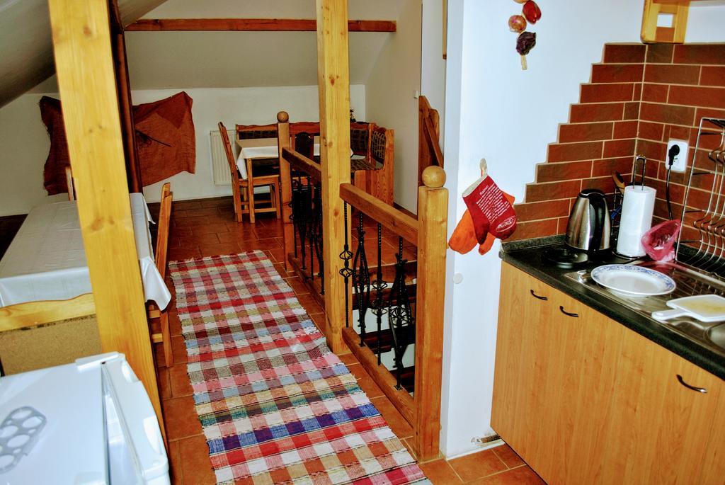 Ubytovanie Zencuch Drienica Exterior foto